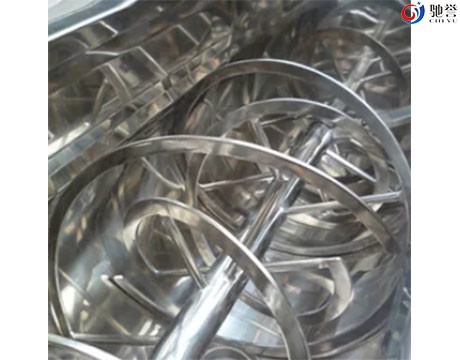 Ribbon Blender สำหรับการผสม PVC พร้อมสายพานสุญญากาศ