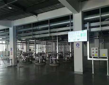 ระบบลำเลียงผสมยาอัตโนมัติสำหรับเครื่องอัดรีดโปรไฟล์หน้าต่าง PVC
